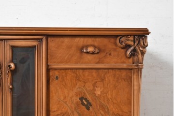 中古　CLイタリア(CLItalia)　花の象嵌と流麗な彫刻が美しいサイドボード　定価約180万円　(R-091288)