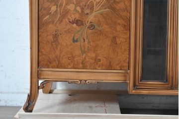 中古　CLイタリア(CLItalia)　花の象嵌と流麗な彫刻が美しいサイドボード　定価約180万円　(R-091288)