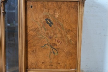 中古　CLイタリア(CLItalia)　花の象嵌と流麗な彫刻が美しいサイドボード　定価約180万円　(R-091288)