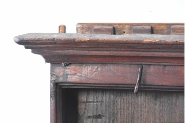 イギリスアンティーク　1800年から1830年頃　約200年前の希少品!!　オーク材　重厚な雰囲気漂うカップボード　(R-091292)