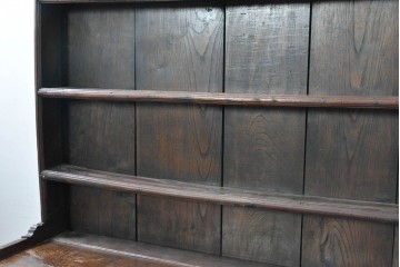 イギリスアンティーク　1800年から1830年頃　約200年前の希少品!!　オーク材　重厚な雰囲気漂うカップボード　(R-091292)