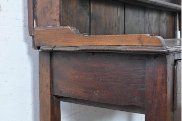 イギリスアンティーク　1800年から1830年頃　約200年前の希少品!!　オーク材　重厚な雰囲気漂うカップボード　(R-091292)