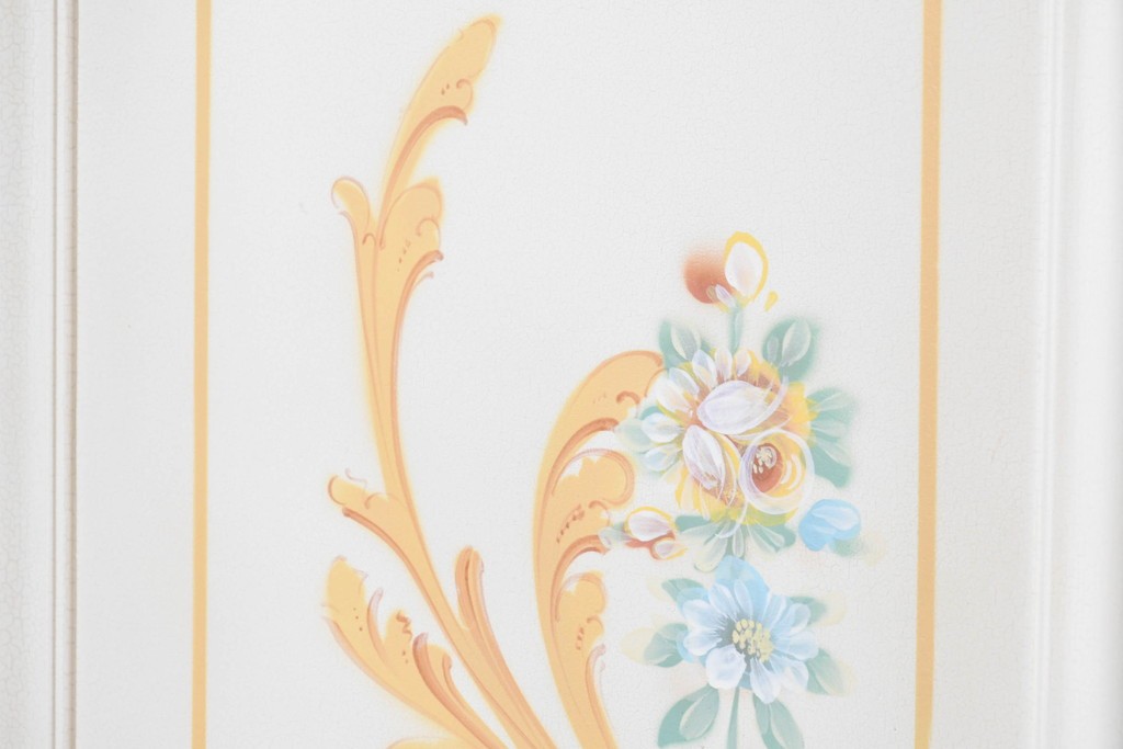 中古　美品　SILIK(シリック)　花柄と立体的な装飾が優美なチェスト　現行定価約300万円　(R-091294)