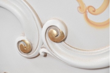 中古　美品　SILIK(シリック)　花柄と立体的な装飾が優美なチェスト　現行定価約300万円　(R-091294)