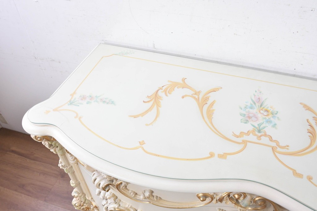 中古　美品　SILIK(シリック)　花柄と立体的な装飾が優美なチェスト　現行定価約300万円　(R-091294)
