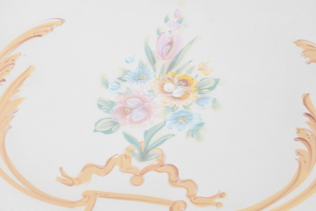 中古　美品　SILIK(シリック)　花柄と立体的な装飾が優美なチェスト　現行定価約300万円　(R-091294)