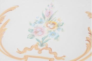 中古　美品　SILIK(シリック)　花柄と立体的な装飾が優美なチェスト　現行定価約300万円　(R-091294)