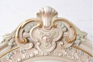 中古　SILIK(シリック)　華やかな立体装飾が印象的なキュリオケース　現行定価約180万円　(R-091295)
