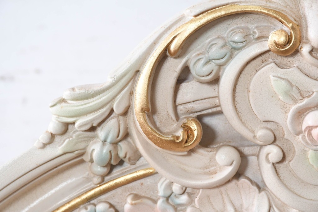 中古　SILIK(シリック)　華やかな立体装飾が印象的なキュリオケース　現行定価約180万円　(R-091295)