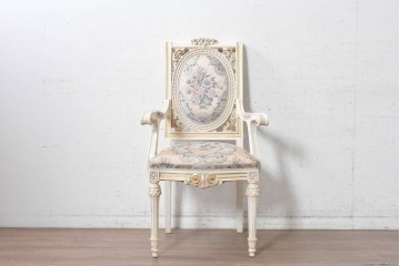 中古　イタリア高級家具　SILIK(シリック)　花柄ファブリックと彫刻装飾のアームチェア　(R-091297)