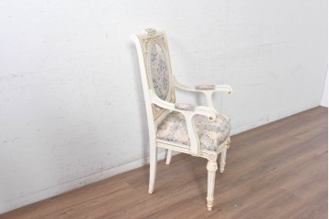 中古　イタリア高級家具　SILIK(シリック)　花柄ファブリックと彫刻装飾のアームチェア　(R-091297)