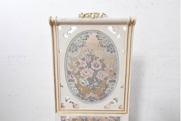中古　イタリア高級家具　SILIK(シリック)　花柄ファブリックと彫刻装飾のアームチェア　(R-091297)