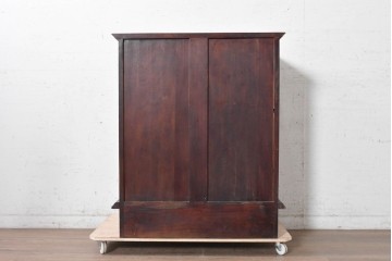 アジアンヴィンテージ　1970年から1980年頃　アンティーク調　深みのある赤褐色が格調高い小ぶりなチェスト　(R-091304)