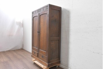 和製アンティーク　昭和初期　金具の意匠が趣深い両開き扉の本箱　(R-091306)