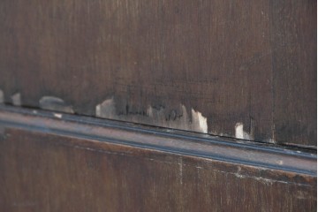 イギリスアンティーク　1900年頃　マホガニー材　ブラッシングスライド付き　波打つような前面がお洒落なチェストオンチェスト　(R-091308)