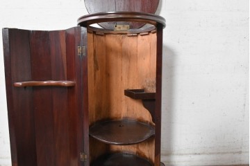 イギリスアンティーク　1860年から1880年頃　マホガニー材　大理石　ヴィクトリアン様式　円筒形サイドキャビネット　(R-091310