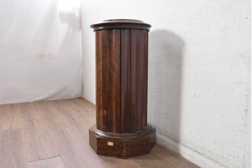 イギリスアンティーク　1860年から1880年頃　マホガニー材　大理石　ヴィクトリアン様式　円筒形サイドキャビネット　(R-091310