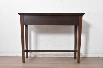 イギリスヴィンテージ　1950年頃　アンティーク調　オーク材　装飾金具を添えるクラシカルなコンソールテーブル　(R-091313)