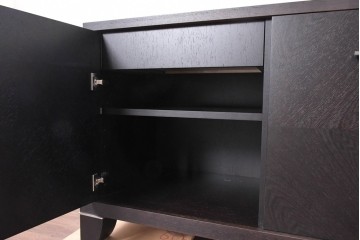 中古　イタリア製　超美品　SMANIA(ズマーニア)　4枚扉のサイドボード　定価約220万円　(R-091315)