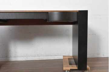中古　イタリア製　超美品　SMANIA(ズマーニア)　CHIC(シック)　スライド式レザー天板付きデスク　定価約270万円　(R-091316)