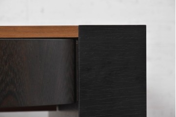 中古　イタリア製　超美品　SMANIA(ズマーニア)　CHIC(シック)　スライド式レザー天板付きデスク　定価約270万円　(R-091316)