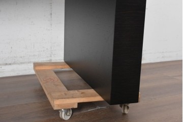 中古　イタリア製　超美品　SMANIA(ズマーニア)　CHIC(シック)　スライド式レザー天板付きデスク　定価約270万円　(R-091316)