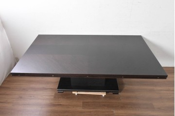 中古　イタリア製　美品　SMANIA(ズマーニア)　中央支柱型のダイニングテーブル　定価約180万円　(R-091318)