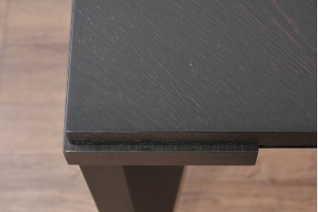 中古　超美品　イタリア高級家具　SMANIA(ズマーニア)　SHARP(シャープ)　木目とシックな色合いが上品なコーヒーテーブル　定価約100万円　(R-091319)