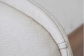 中古　美品　SMANIA(ズマーニア)　Gramercy Low(グラマシー・ロー)　ゆったりとした上品な佇まいが魅力のオフィスチェア　定価約90万円　(R-091322)