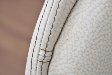 中古　美品　SMANIA(ズマーニア)　Gramercy Low(グラマシー・ロー)　ゆったりとした上品な佇まいが魅力のオフィスチェア　定価約90万円　(R-091322)