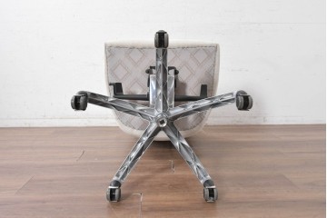 中古　美品　SMANIA(ズマーニア)　Gramercy Low(グラマシー・ロー)　ゆったりとした上品な佇まいが魅力のオフィスチェア　定価約90万円　(R-091322)