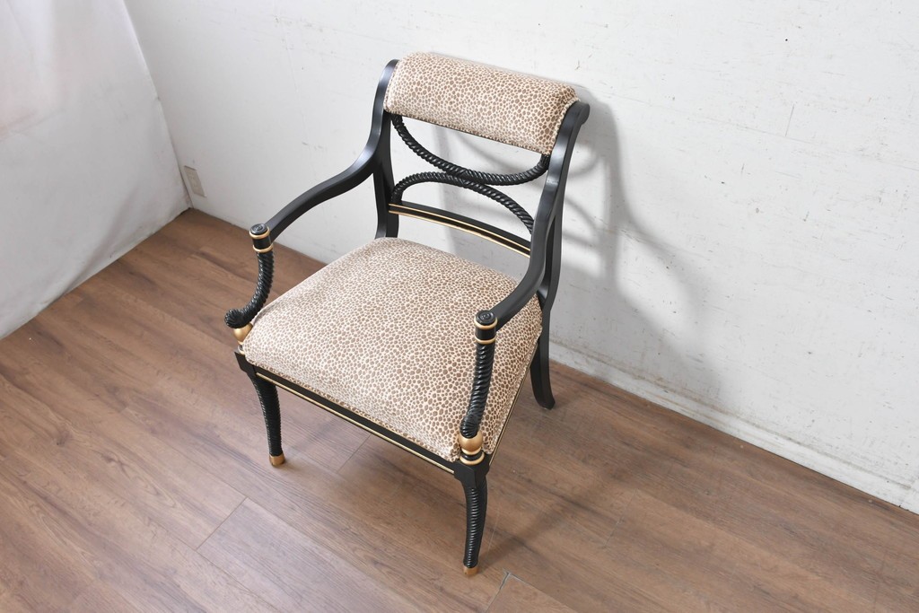 中古　美品　アメリカ最高級ブランド　CENTURY(センチュリー)　ロープツイスト装飾とアンテロープ柄が印象的なサロンチェア　定価約100万円　(R-091326)