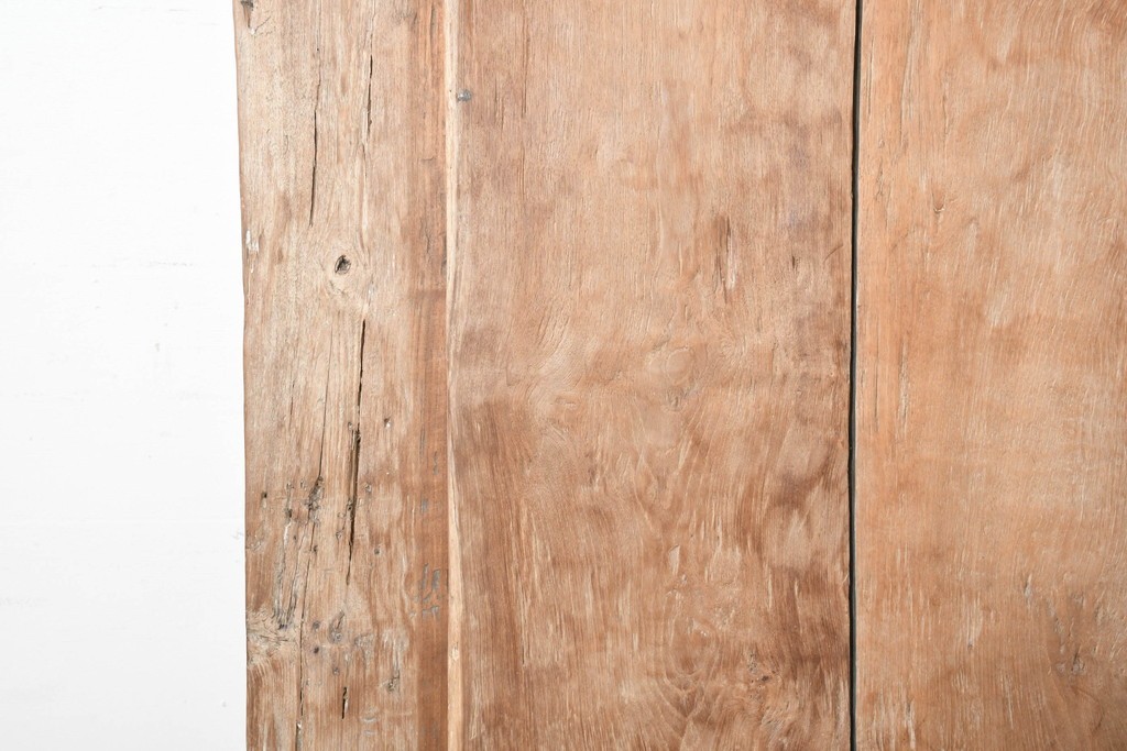 アジアンアンティーク建具　1900年頃　インド　チーク材　サンバースト文様を随所に配した重厚な枠付き両開き門扉2枚(1対)セット　(R-091337)