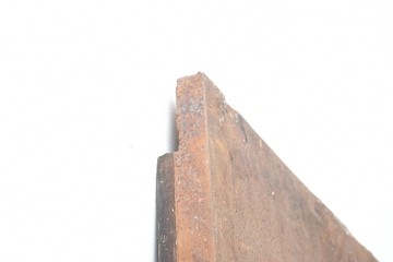 アンティーク建具　明治から大正期　無骨で重厚な佇まいの鉄板張り蔵戸1枚　(R-091338)