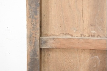 アンティーク建具　明治から大正期　総欅材　鋲と飾り金具が重厚感を引き立てる蔵戸1枚　(R-091342)