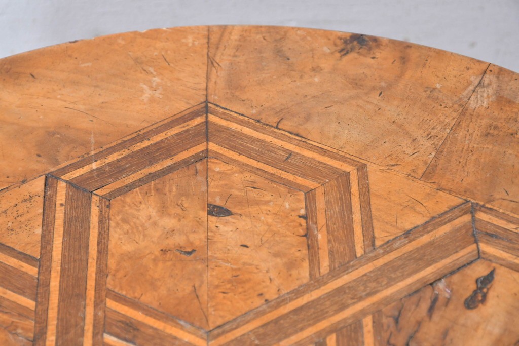 イギリスアンティーク　1900年頃　星形を中心に描いたパーケットリーが美しいカフェテーブル　(R-091347)