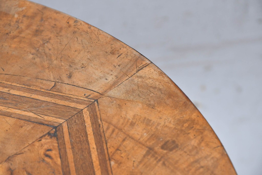 イギリスアンティーク　1900年頃　星形を中心に描いたパーケットリーが美しいカフェテーブル　(R-091347)