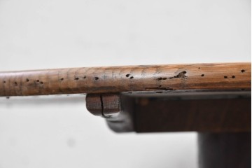 【簡易リペア限定品】　イギリスアンティーク　1900年頃　オーク材　曲線を描く三本脚が印象的なラウンドテーブル　(R-091348)