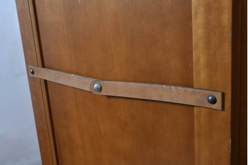 中古　美品　横浜クラシック家具ダニエル(Daniel)　Etranger(エトランジェ)　木の温もりを感じるクラシカルなワードローブ　(R-091349)