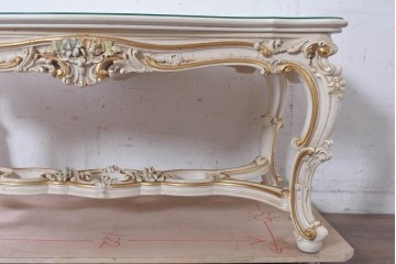 中古　美品　イタリア高級家具　SILIK(シリック)　花モチーフの装飾とゴールドの縁取りが美しいセンターテーブル　(R-091352)