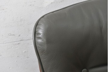 中古　美品　希少な廃番品　maruni(マルニ木工)　地中海ロイヤルシリーズ(ROYAL)　本革　デスクチェア　定価約23万円　(R-091058)
