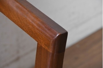 中古　美品　希少な廃番品　maruni(マルニ木工)　地中海ロイヤルシリーズ(ROYAL)　本革　デスクチェア　定価約23万円　(R-091058)