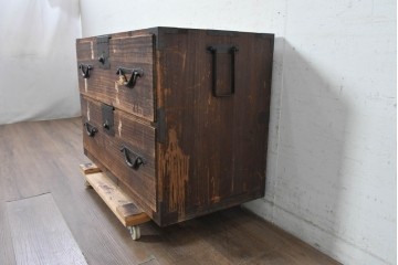 和製アンティーク　明治期から大正期　上手物　関東時代箪笥　作りの良い総桐材のローチェスト　(R-091362)