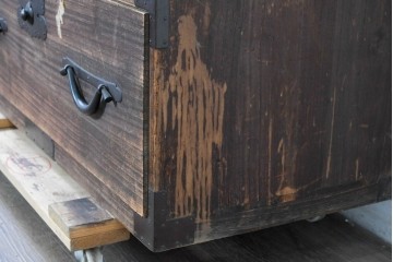 和製アンティーク　明治期から大正期　上手物　関東時代箪笥　作りの良い総桐材のローチェスト　(R-091362)