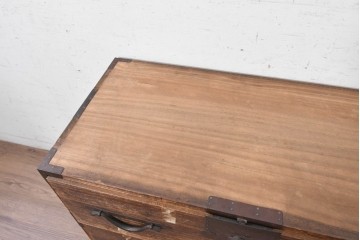 和製アンティーク　明治期から大正期　上手物　関東時代箪笥　作りの良い総桐材のローチェスト　(R-091362)