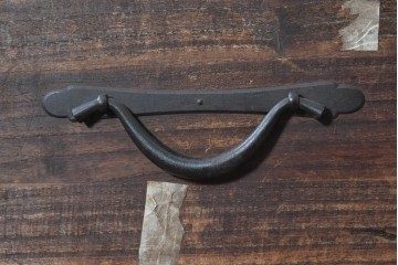 和製アンティーク　明治期から大正期　上手物　関東時代箪笥　作りの良い総桐材のローチェスト　(R-091362)