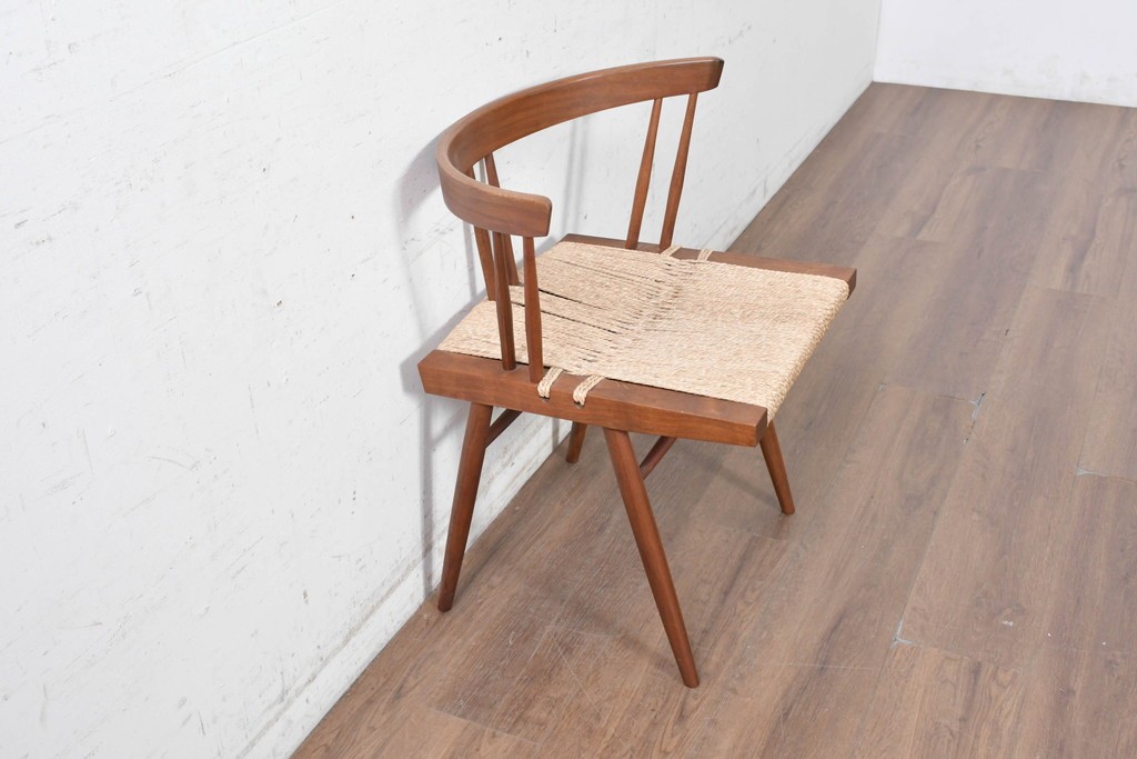 中古　ジョージナカシマ(George Nakashima)　桜製作所　グラスシートチェア(GRASS SEATED CHAIR)　CN120　軽やかな佇まいが魅力のチェア　(R-091366)