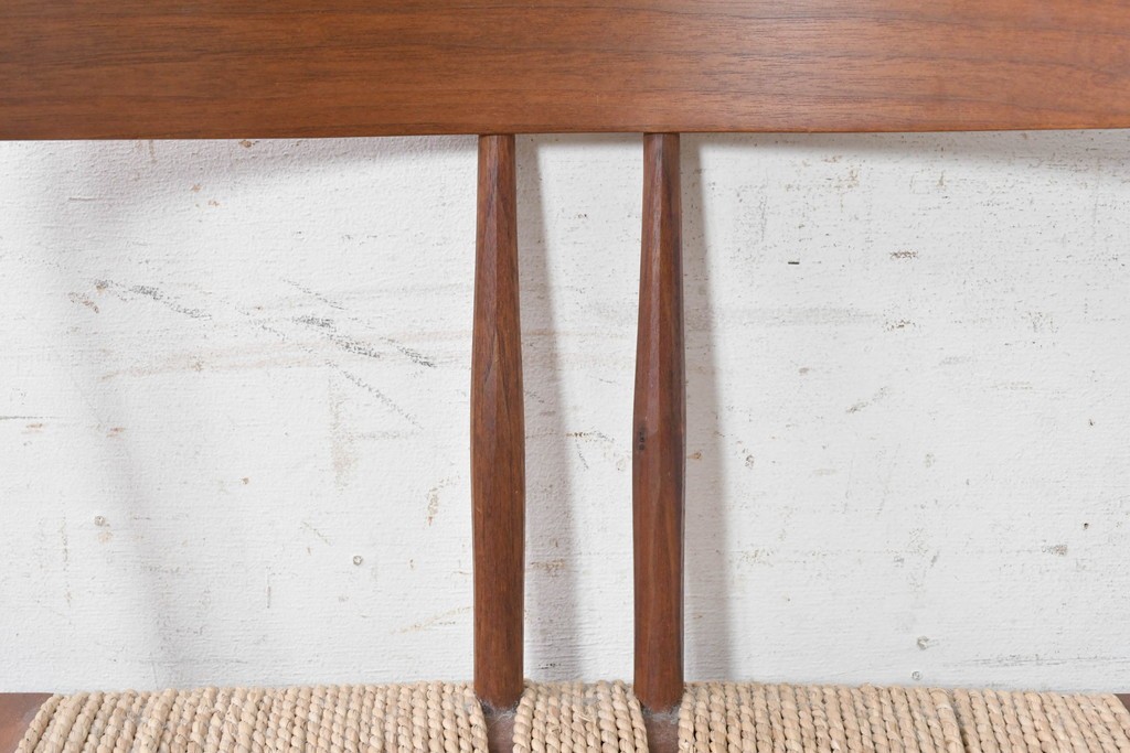 中古　ジョージナカシマ(George Nakashima)　桜製作所　グラスシートチェア(GRASS SEATED CHAIR)　CN120　軽やかな佇まいが魅力のチェア　(R-091366)
