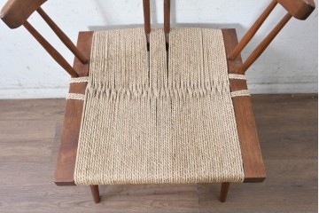 中古　ジョージナカシマ(George Nakashima)　桜製作所　グラスシートチェア(GRASS SEATED CHAIR)　CN120　軽やかな佇まいが魅力のチェア　(R-091366)