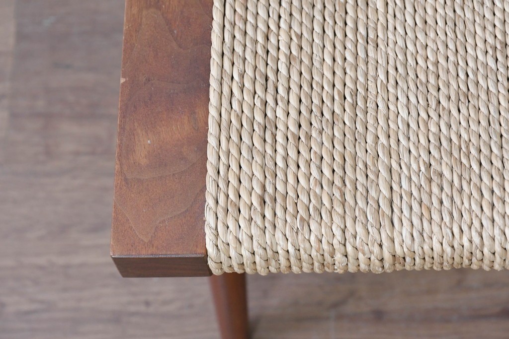 中古　ジョージナカシマ(George Nakashima)　桜製作所　グラスシートチェア(GRASS SEATED CHAIR)　CN120　軽やかな佇まいが魅力のチェア　(R-091366)